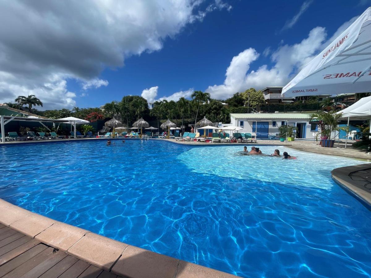 Studio Spacieux Vue Mer Au Diamant Avec Piscine Le Diamant Εξωτερικό φωτογραφία