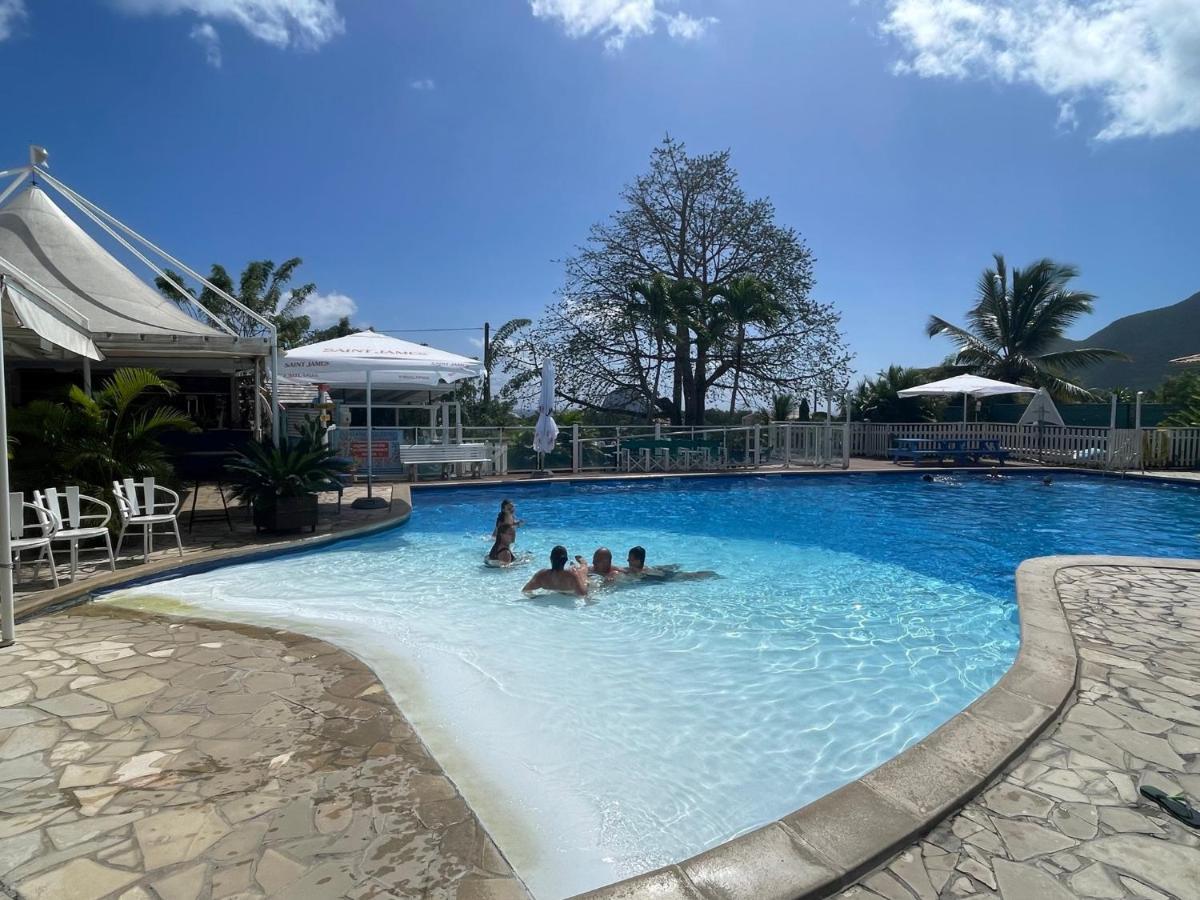Studio Spacieux Vue Mer Au Diamant Avec Piscine Le Diamant Εξωτερικό φωτογραφία